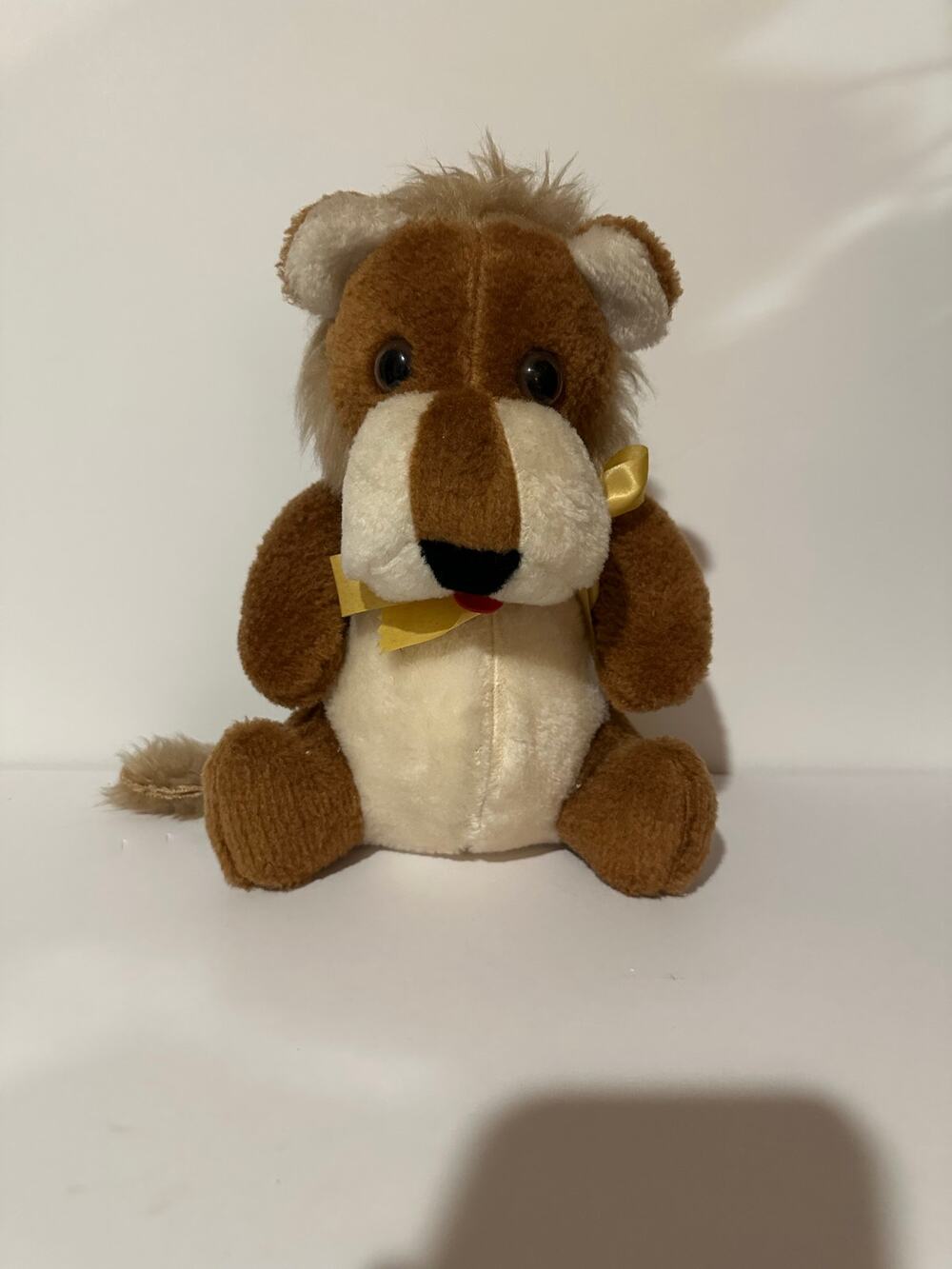 Vintage Stuffed Lion Wondertoy Rare